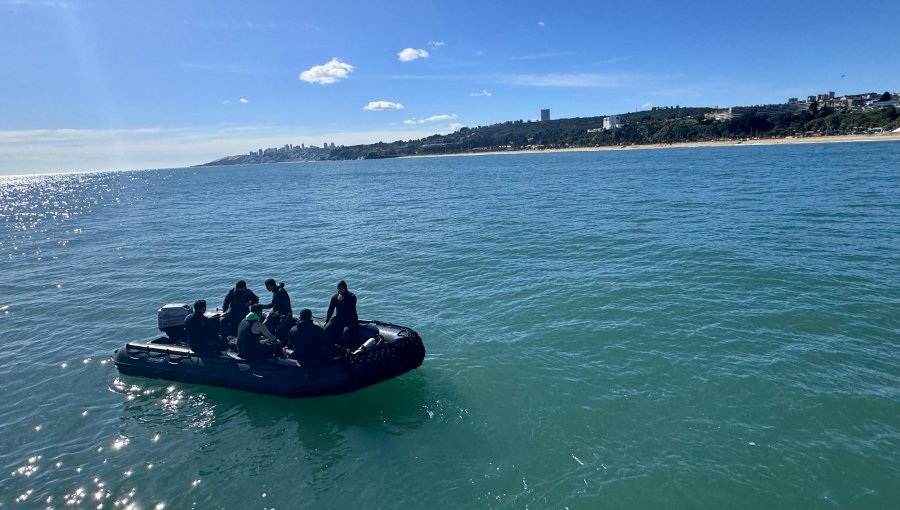 Sin resultados positivos se mantienen labores de búsqueda de la niña de 5 años que fue llevada por el oleaje en playa de Viña