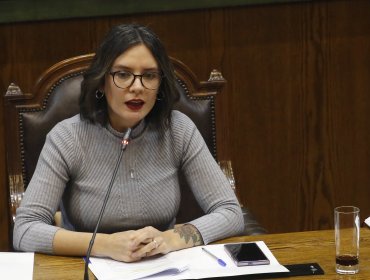 Vocera de Gobierno critica propuesta de la UDI de nacionalizar a siete venezolanos: "Puede generar un incentivo a mayor migración"