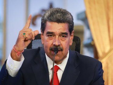 Maduro descarta negociar con la oposición e insta a Machado a entregarse por ser una "prófuga de la Justicia"