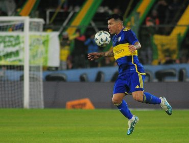 Gary Medel se llena de críticas por su opaca actuación en agónico empate de Boca Juniors