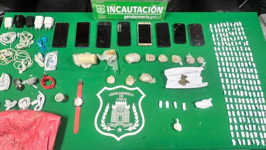 585 armas artesanales y 153 celulares fueron incautados por Gendarmería en cárceles de la región de Valparaíso