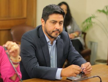 Diputado Melo arremete contra la oposición por críticas a Bachelet: "La extrema derecha está completamente nerviosa"