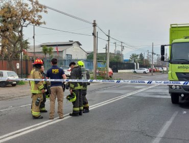 Vecinos fueron evacuados de manera preventiva tras derrame de mil litros de ácido nítrico en Pudahuel