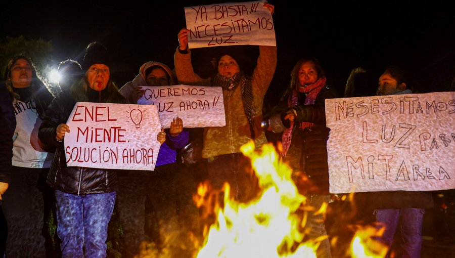 Enel no cumplió el nuevo ultimátum del Gobierno: 3.754 clientes siguen sin energía eléctrica en la Región Metropolitana