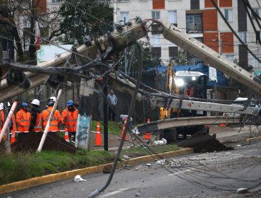 Economistas bajan estimaciones de crecimiento por temporal y huelga en minera Escondida