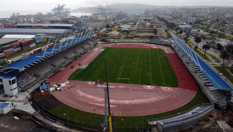 Instituto Nacional del Deporte traspasó $1.900 millones a Subsecretaría de OO.PP. para culminar obras del estadio de San Antonio