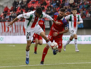 Unión La Calera salió de la zona de descenso directo a costa de Palestino