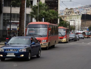 Sharp emplaza a autoridades de Gobierno y del Congreso a entregar soluciones ante crisis del transporte público en Valparaíso