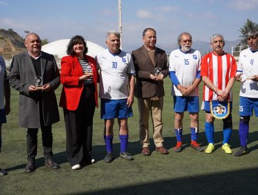 Instalan la primera piedra para la remodelación del estadio Italo Composto de Villa Alemana