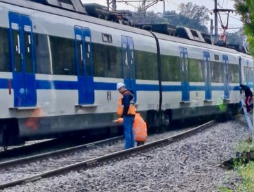 Tren de EFE Valparaíso descarrila en Quilpué y 45 pasajeros debieron ser evacuados