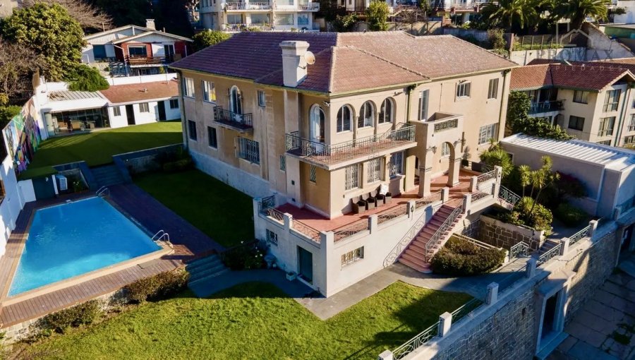 Detalles de la lujosa casa que Mark González y Maura Rivera pusieron a la venta en Viña