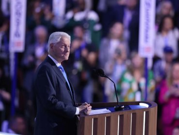 Bill Clinton criticó a Donald Trump por su edad y porque "sólo habla de sí mismo"