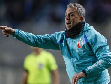 Gustavo Álvarez avisa que en U. de Chile están "perfectamente preparados" para afrontar la seguidilla de partidos