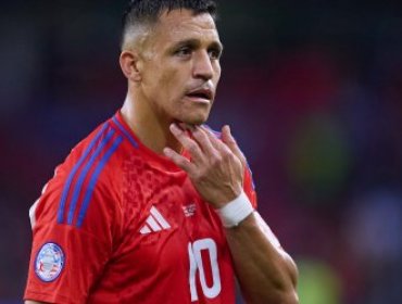 Tras lesión que sufrió Alexis: podría estar un mes fuera de las canchas y perderse duelos de la Roja