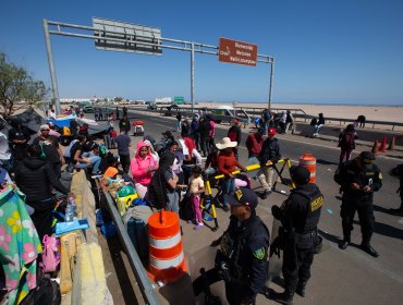 Diputados de RN presentan proyecto para cerrar fronteras a venezolanos