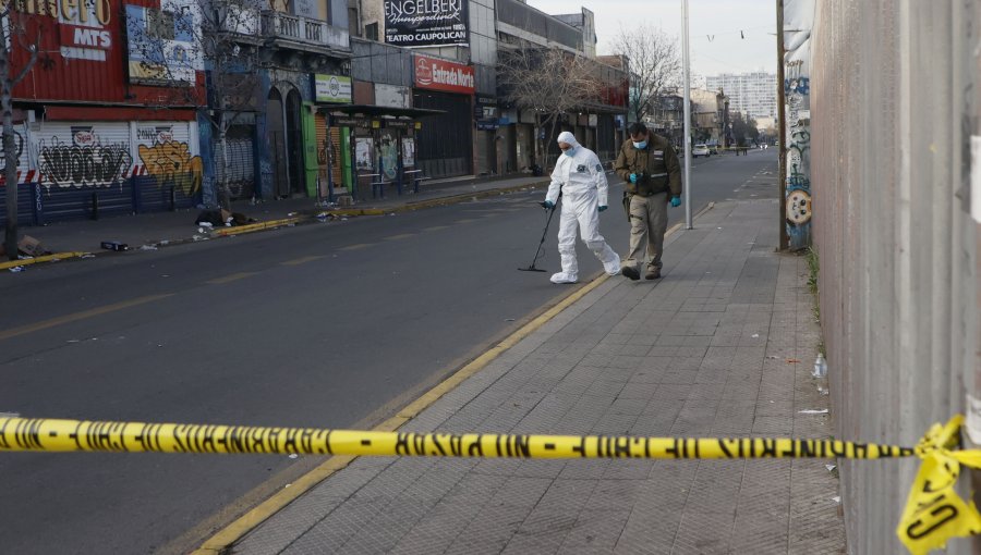 Dan de baja a carabinera que también trabajó como guardia en fiesta del Teatro Caupolicán donde murió sargento