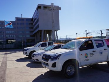 Dos nuevas camionetas reforzarán el patrullaje terrestre y la seguridad pública en Villa Alemana