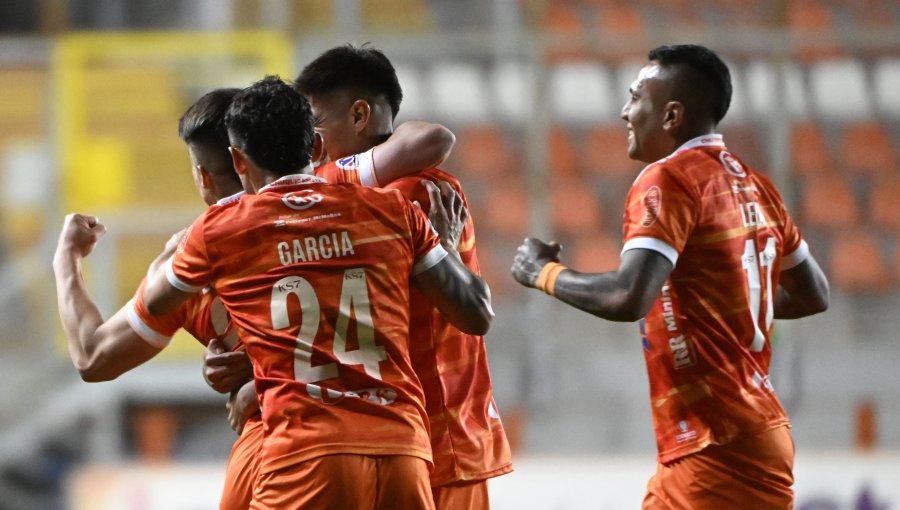 Cobreloa consigue un revitalizador triunfo ante Coquimbo que se queda en la cuarta ubicación