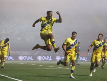 Everton vuelve al triunfo tras imponerse a Audax Italiano que se complica en la parte baja