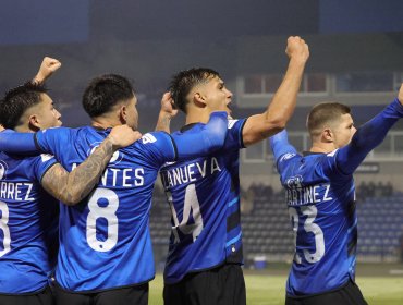 Huachipato se puso al día en Copa Chile y aplastó a club amateur de Punta Arenas