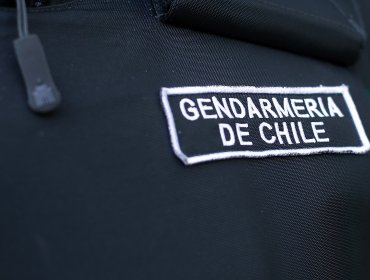 Gendarmería solicitó la renuncia a subdirector operativo por eventual reubicación de dos reos en el penal Santiago 1