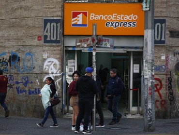 Banco Estado presentó querella por delito informático, lavado de activos y asociación ilícita tras sufrir millonario robo