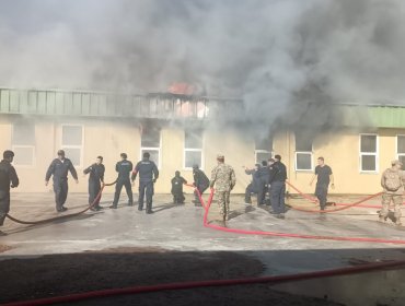 Amago de incendio afectó a dependencias de la Academia Politécnica Naval en Viña del Mar: no hubo personal afectado