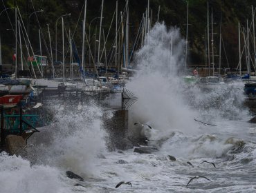 Emiten aviso de marejadas para el sector costero desde Golfo de Penas hasta Arica y el Archipiélago Juan Fernández