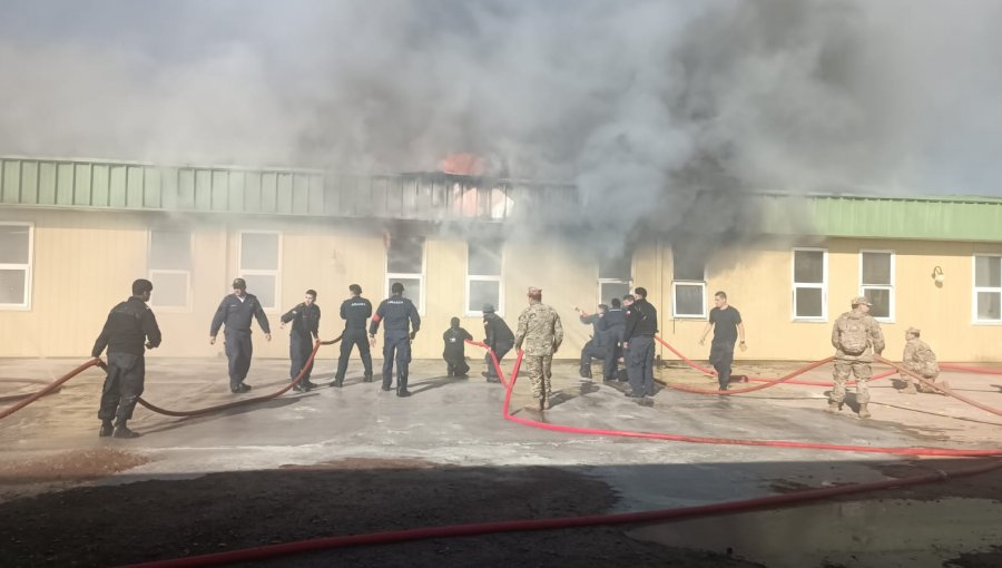 Amago de incendio afectó a dependencias de la Academia Politécnica Naval en Viña del Mar: no hubo personal afectado