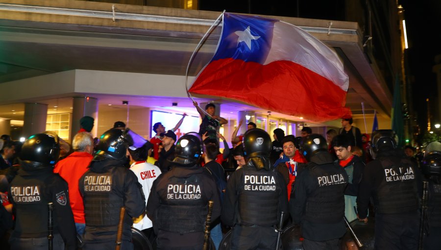 Chile arribó a Buenos Aires para el partido ante Argentina por Clasificatorias