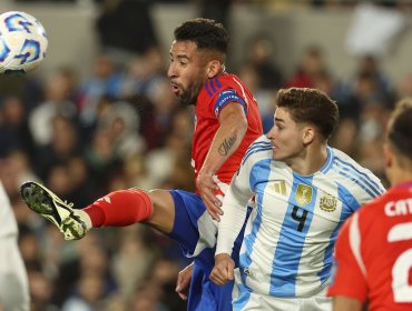 Mauricio Isla tras la derrota ante Argentina: "Tratamos de hacerlo lo mejor posible, pero no nos alcanzó"