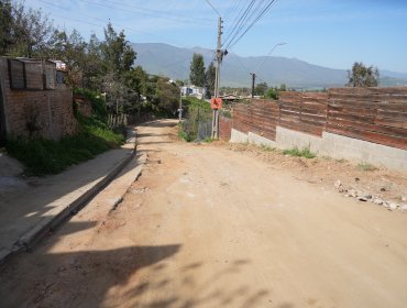 Dan inicio a las esperadas obras de pavimentación de calle El Progreso en Olmué