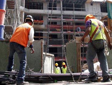 Demora en permisos de edificación: Pueden tardar hasta 600 días en aprobarse las construcciones en la Región Metropolitana