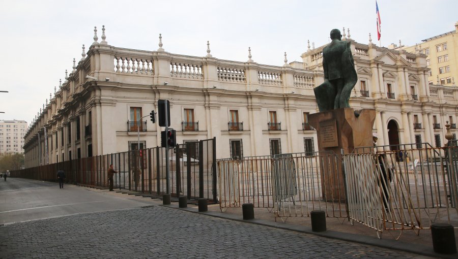 Gobierno prepara ''sobria'' conmemoración del 11 de septiembre en La Moneda