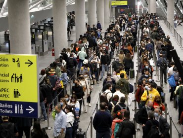 Trabajadores del Aeropuerto Nuevo Pudahuel anuncian paro a días de Fiestas Patrias