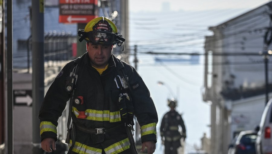 Presentan proyecto que establece mayor rigurosidad para ingresar a Bomberos, Conaf y Senapred