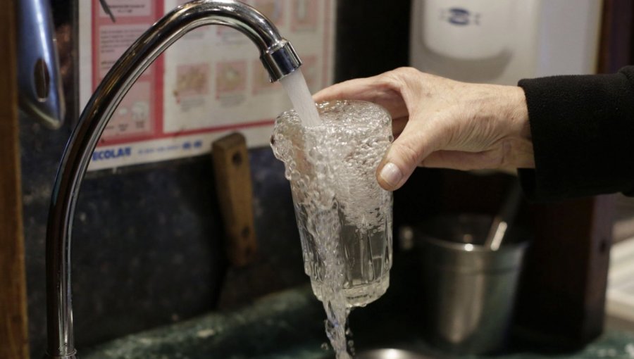 Proyectan aumento de hasta 50% en consumo de agua potable en balnearios de la región de Valparaíso en Fiestas Patrias