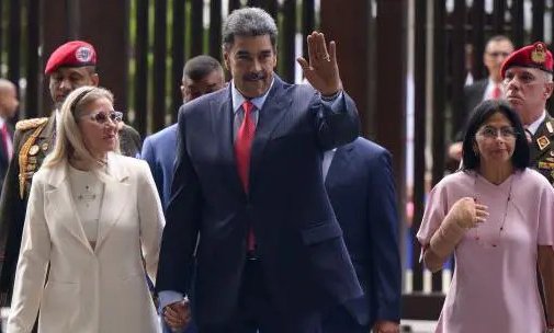 EE.UU. sanciona a 16 funcionarios del gobierno de Maduro por su participación en las "fraudulentas" elecciones de julio