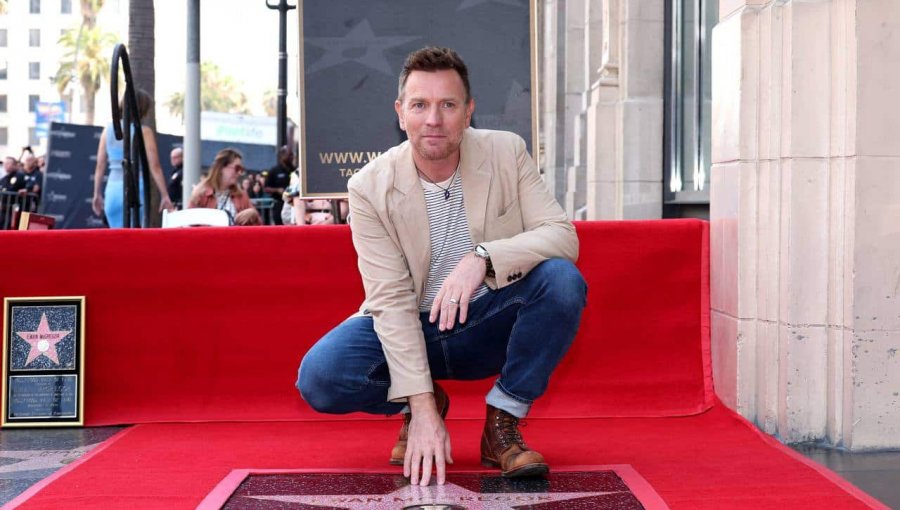 Ewan McGregor, actor principal de Trainspotting, develó su estrella en el Paseo de la Fama en Hollywood