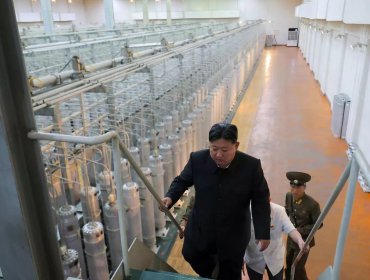 Corea del Norte difunde imágenes inéditas de una visita de Kim Jong-un a una planta de enriquecimiento de uranio