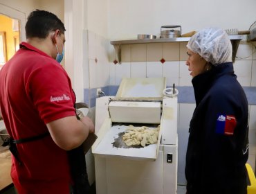 Más de media tonelada de alimentos ha sido decomisada por la Seremi de Salud de Valparaíso en la antesala de Fiestas Patrias