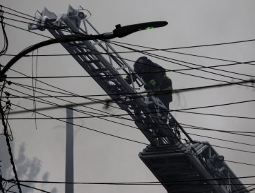 Globo con residuos lanzado desde Corea del Norte impacta en edificio en la ciudad de Seúl provocando un incendio en el lugar