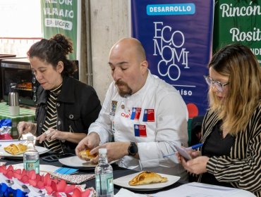 Microempresas familiares de Placilla y Playa Ancha se convirtieron en las ganadoras del concurso de mejores empanadas de Valparaíso