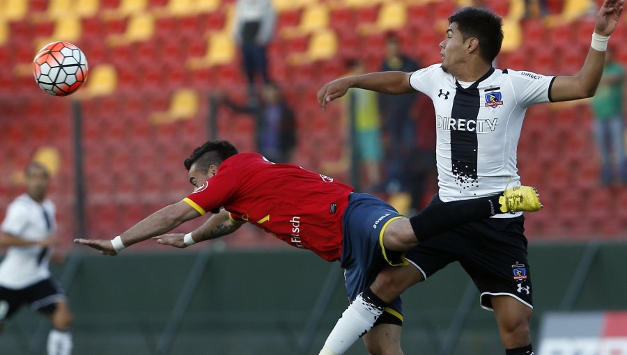 Medio argentino recordó el opaco paso de Paulo Díaz por Colo-Colo durante el 2015