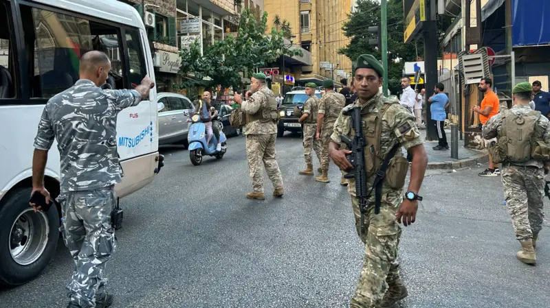 Cientos de miembros de Hezbolá en Líbano resultaron heridos tras la explosión simultánea de aparatos buscapersonas