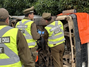 Hasta 1 UTM de multa arriesgan acompañantes que beben dentro de vehículos