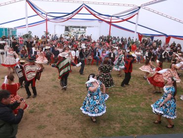 Limache dio inicio al evento dieciochero más grande de la región de Valparaíso: Los Viking 5 y Leo Rey realizarán shows gratuitos