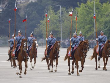 Casi 8 mil efectivos darán vida a la Parada Militar en la elipse del Parque O'Higgins