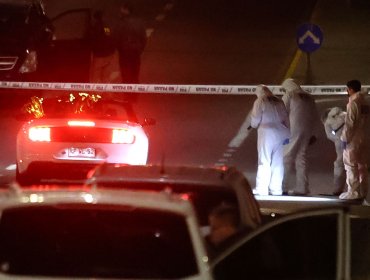 Un muerto y tres heridos deja balacera en la caletera de la autopista de Américo Vespucio Sur en Lo Espejo