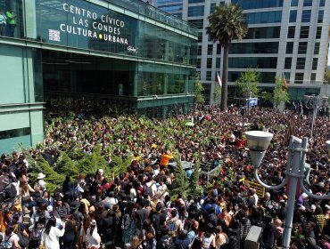 Día del Tulipán culmina en caos tras peleas, desmayos y una estación de Metro cerrada ante masiva asistencia